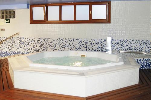 Fotografie z fotogalerie ubytování Hotel La Casona de Lupa v destinaci San Juan de Piñera