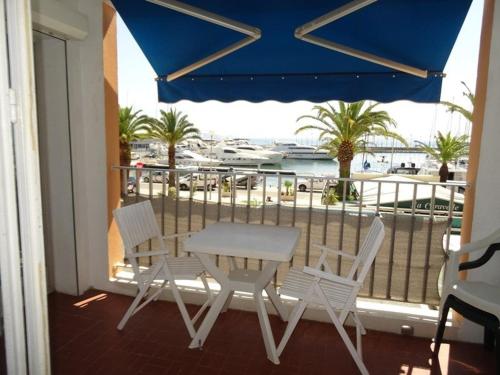 Appartement Hyeres, 2 pieces, 4 personnes - FR-1-335-66