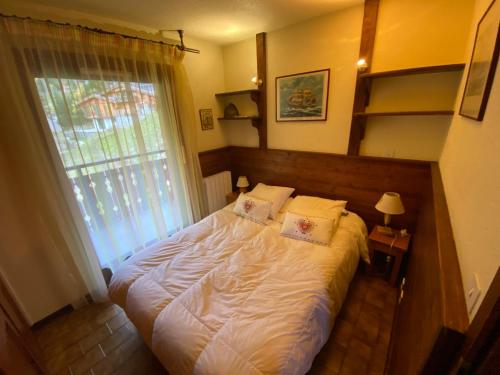 Zdjęcie z galerii obiektu Appartement Châtel 2 chambres + coin nuit, proche des télésièges et navettes, garage privatif - FR-1-693-10 w mieście Châtel