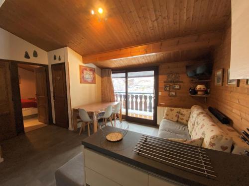 Fotografia z galérie ubytovania Appartement chaleureux près du domaine skiable du Linga, Multi Pass été à 3€/jour/personne - FR-1-693-18 v destinácii Châtel