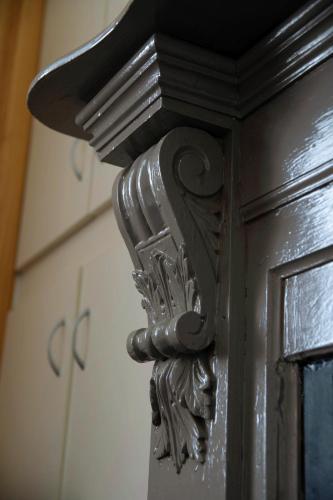 a close up of a metal object on a wall at #Grampians Views Getaway #CBD #Netflix in Stawell