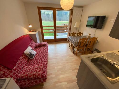 Studio Cosy à la Montagne, Proche des Pistes et Expo Sud - FR-1-692-46