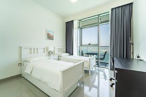 Fotografie z fotogalerie ubytování Luxury Sea View with Private Beach in a Central Location v Dubaji