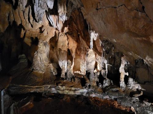 a cave with stalactites and formations in it at Apartment Marijana in Gornji Karin