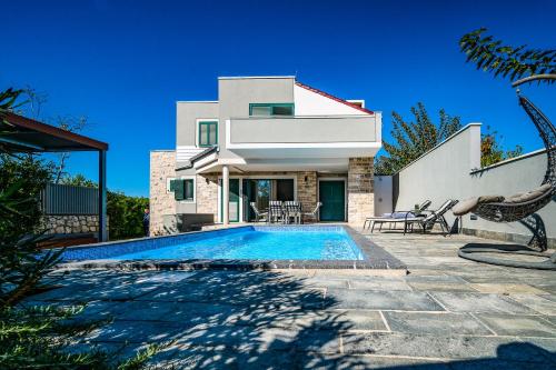 Bazén v ubytovaní Villa Dana & Thalia - Private Pool alebo v jeho blízkosti