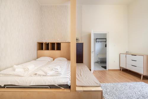 GoldenFeet Studio 1093 Budapest, 9 Lónyay utca kép - 3