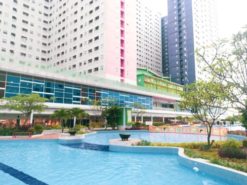 Apartemen Green Pramuka By Family Group property