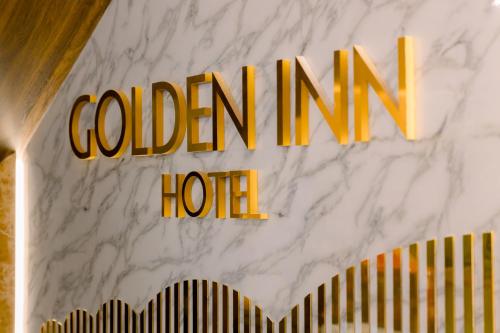 Certificato, attestato, insegna o altro documento esposto da Hue Golden Inn Hotel
