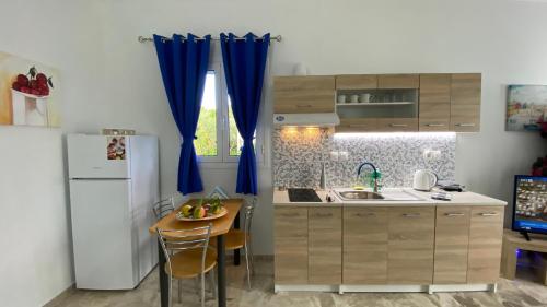 Patras Blue Suite