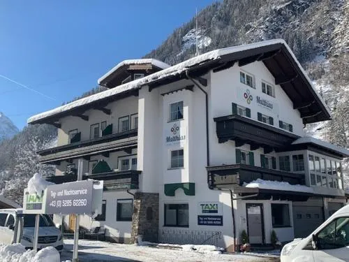 Apart Matthias photo