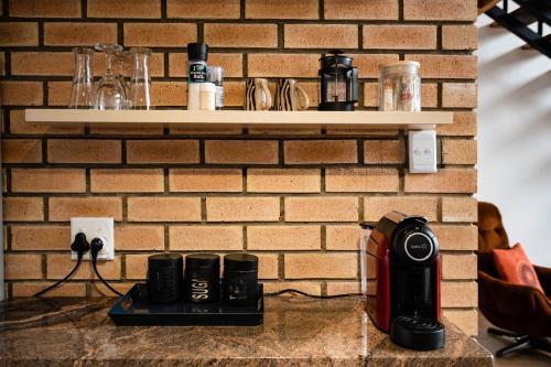 Utensilios para hacer té y café en Kapps Mountain Self Catering Accommodation