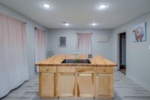 3 bedroom Throwback – Photos 2