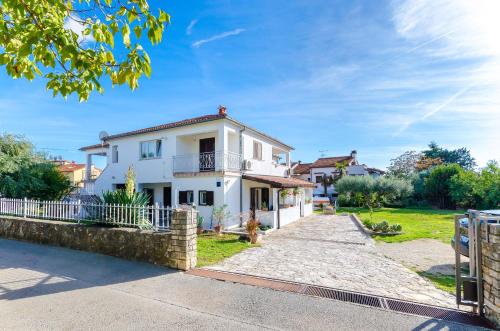 Apartments Cetina