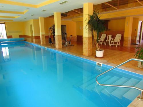 Balaton Wellness Apartman – Photos 5