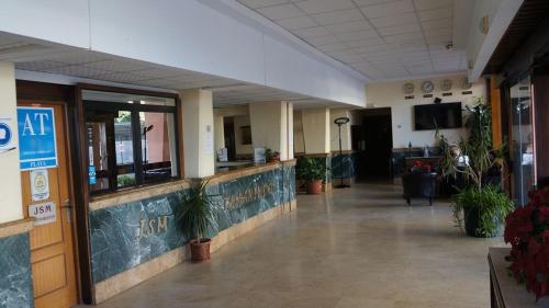 Cozy apartment with first line seaview in perfect location, near the Marina