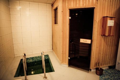 Kúpeľňa v ubytovaní Hárs Thermál Hotel