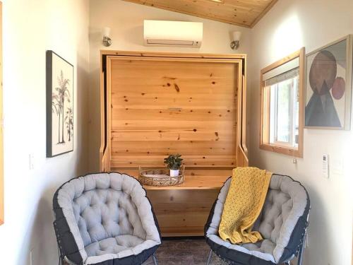 Φωτογραφία από το άλμπουμ του Sunshine Tiny Studio and Loft Close to Downtown σε Σαν Λούις Ομπίσπο