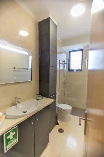Republica Square Apartment by Porto City Hosts