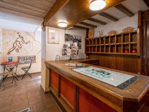 a kitchen with a counter in a room at Bergheimat XL in Winkle