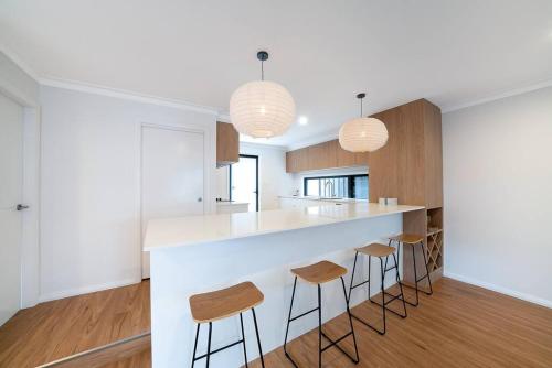 Gallery image of DELETED Brand New Luxury Abode on Shaw in Wagga Wagga