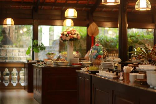 Еда / где поесть недалеко от курортного отеля