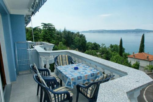 Apartments by the sea Crikvenica - 10437