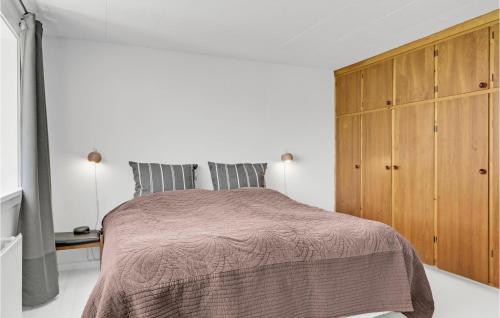 Postel nebo postele na pokoji v ubytování Nice Home In Gilleleje With Kitchen