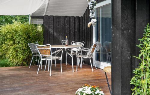Κήπος έξω από το 2 Bedroom Lovely Home In Liseleje