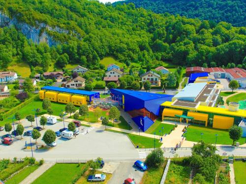 Appartement Moirans-en-Montagne, 2 pièces, 2 personnes - FR-1-654-16