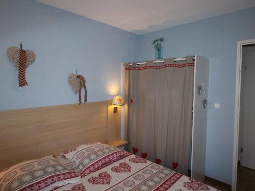 Photo de la galerie de l'établissement Luchon - T3 avec Balcon, Parking et Lave-vaisselle, Proche Parc du Casino et Thermes - FR-1-313-215, à Luchon