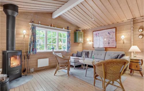 Χώρος καθιστικού στο 3 Bedroom Cozy Home In Børkop