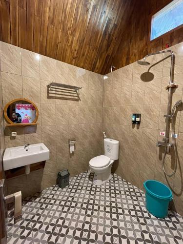 Ванная комната в Vila Glamping Lembah Kelud Kediri