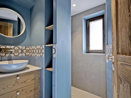 Chalet moderne 4 chambres en suite, proche des pistes à Courchevel 1850 - FR-1-613A-33 photo 3