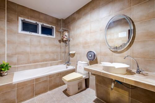 Koupelna v ubytování KiengTalay Pool Villa Huahin