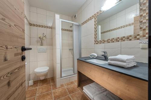 Salle de bains dans l'établissement Jugendhotel Gruber