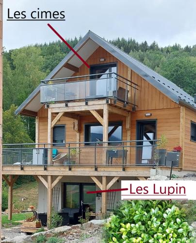 a picture of a house with a diagram of a house at Au chalet de JO avec accès à l'espace piscine et jacuzzi in Muhlbach-sur-Munster