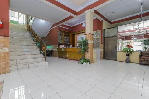 Fotografie z fotogalerie ubytování RedDoorz Syariah at Mojosari v destinaci Mojokerto