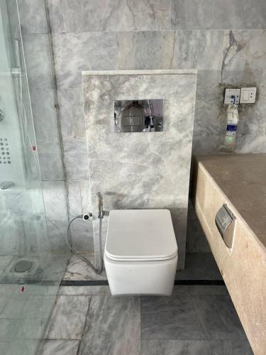 Koupelna v ubytování Hotel Hayatt Sukkur