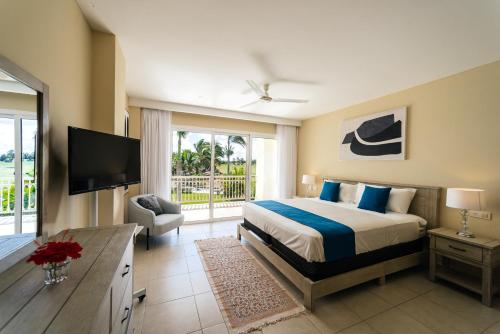 TV a/nebo společenská místnost v ubytování Special Offer, Iberostar Apartment Milagro 3BDR Pool, Beach