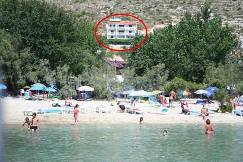 Apartment in Duce with sea view, balcony, air conditioning, WiFi 4167-8