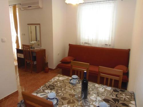 Apartment in Dramalj with sea view, balcony, air conditioning, WiFi 4623-4