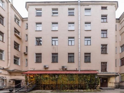 an apartment building in the city of milan at WonderHostel on Nevsky in Saint Petersburg
