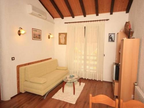 Apartment in Fazana with balcony, air conditioning, W-LAN,washing machine 229-1