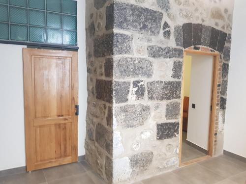  Loft Aparts -  Room  picture :   Tea/Coffee maker    Shower    TV                           