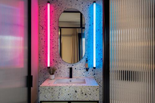 Coeo Peña Design Apartments photo 35