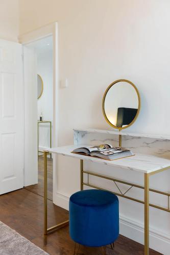Chelsea Apartment | Stamford Bridge, King's Road & River Thames photo 11