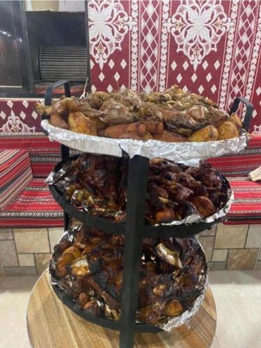 Makanan di atau berdekatan perkhemahan ini