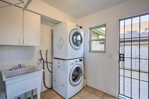 Φωτογραφία από το άλμπουμ του Breeze By the Pool Chula Vista Home with Game Room σε Chula Vista