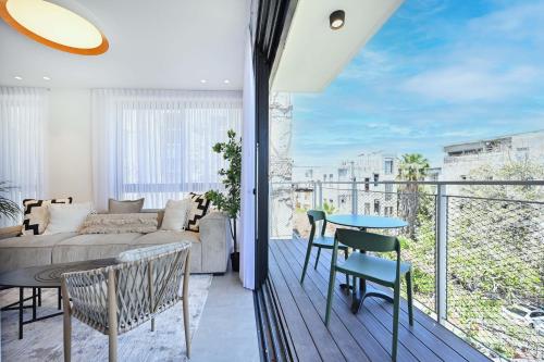 Sweet Home 3BR near the sea by HolyGuest