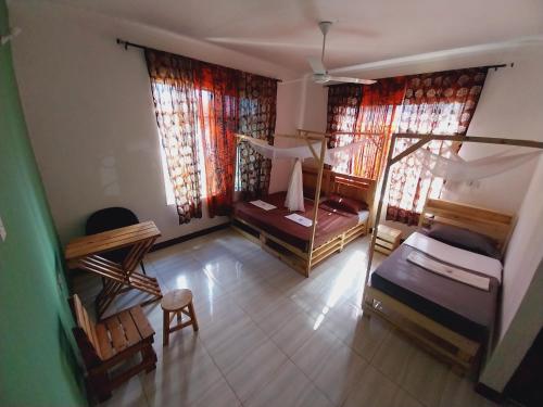 Gallery image of L&J Modern Backpackers Kigamboni Beach House in Dar es Salaam